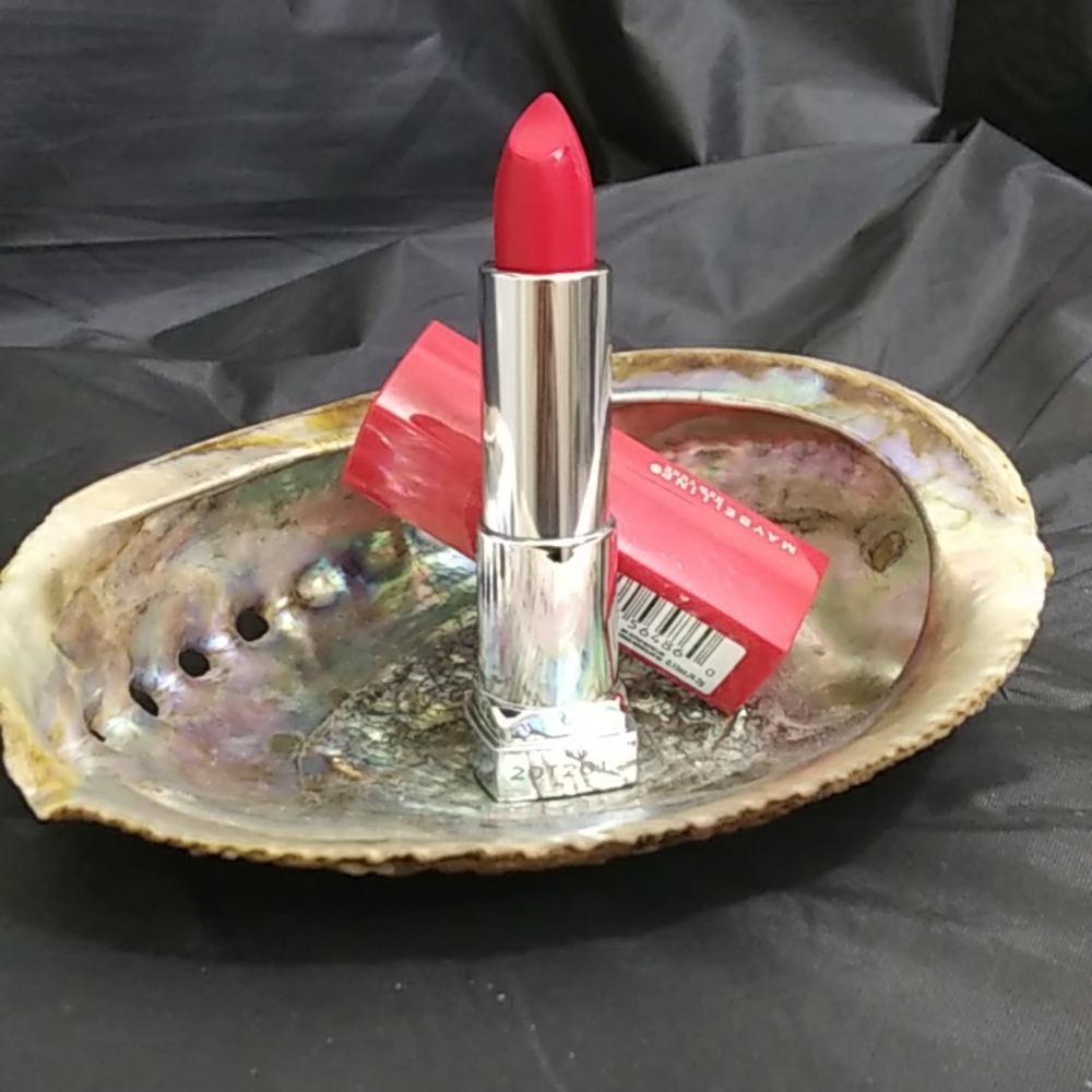 Maybelline Lipstick Shade 379 Name Fuchsia For Me